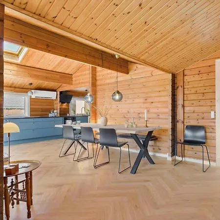 8105-ronde-havesvinget-10 *